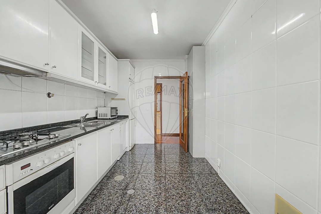 Apartamento T2 para Venda em Santa Marinha e São Pedro da Afurada Foto 6
