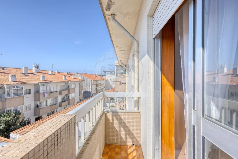 Apartamento T2 para Venda em Espinho Foto 15