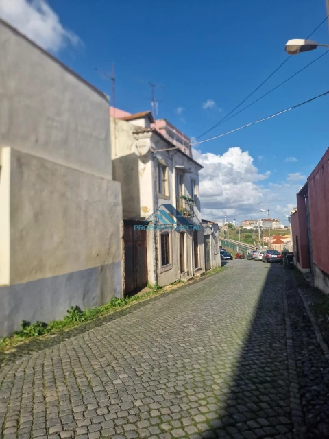 Terreno para Venda em Marvila