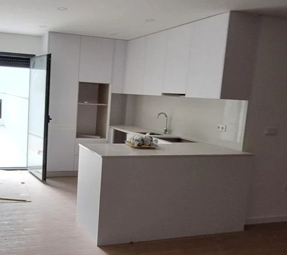 Apartamento T2 para Venda em Esgueira Foto 3