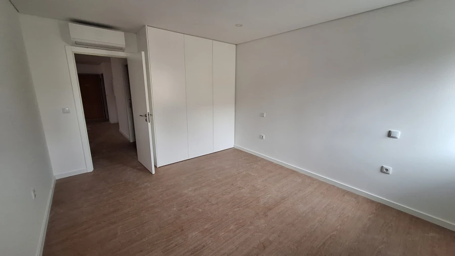 Apartamento T2 para Venda em Esgueira Foto 9