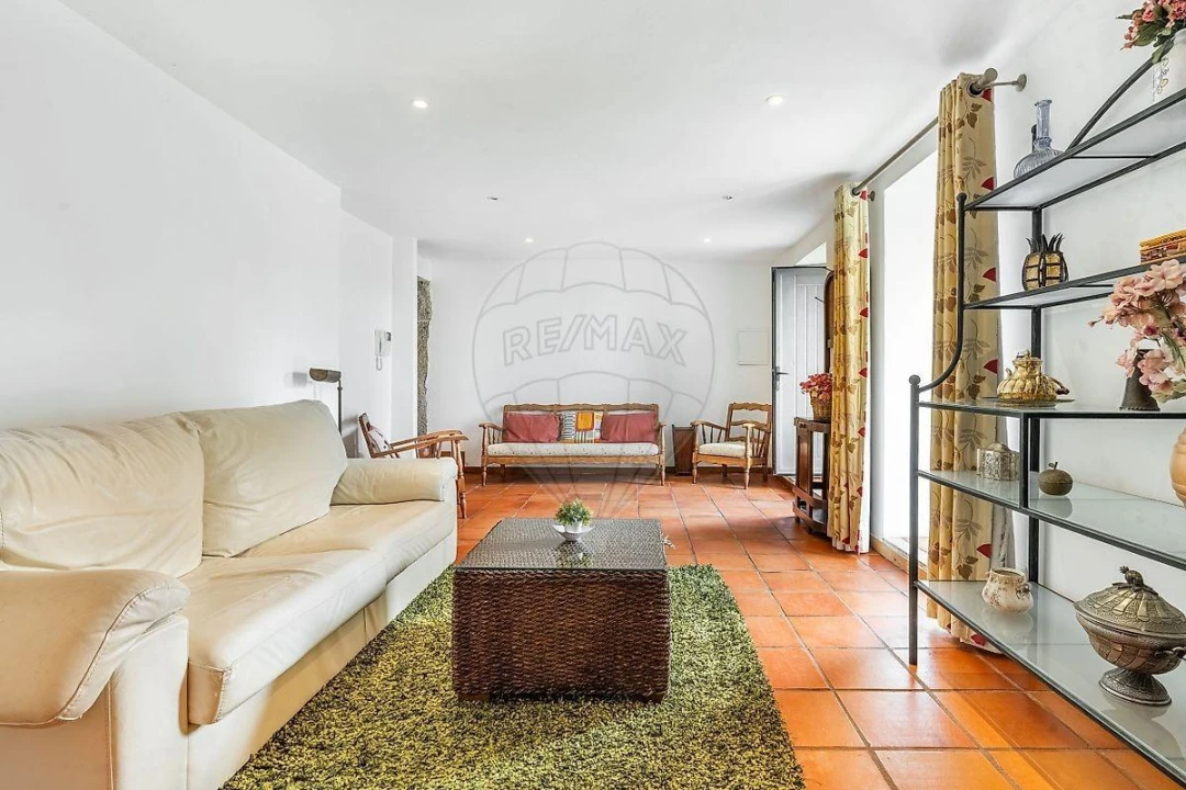 Moradia T7 para Venda em Dem Foto 32