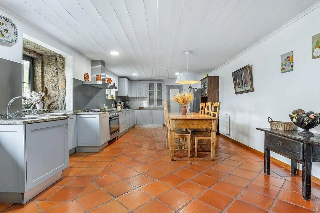 Moradia T7 para Venda em Dem Foto 6