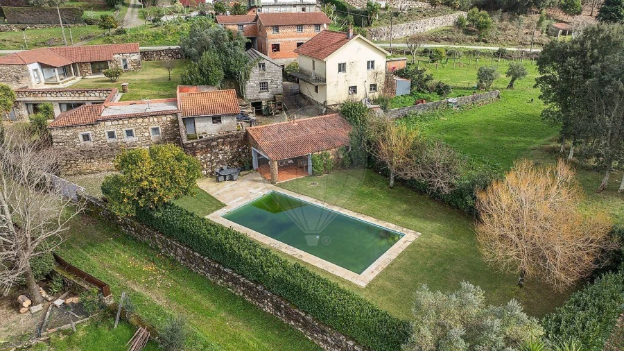 Moradia T7 para Venda em Dem Foto 39