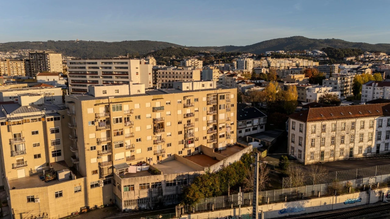 Apartamento T3 para Venda em Braga (Maximinos, Sé e Cividade) Foto 10