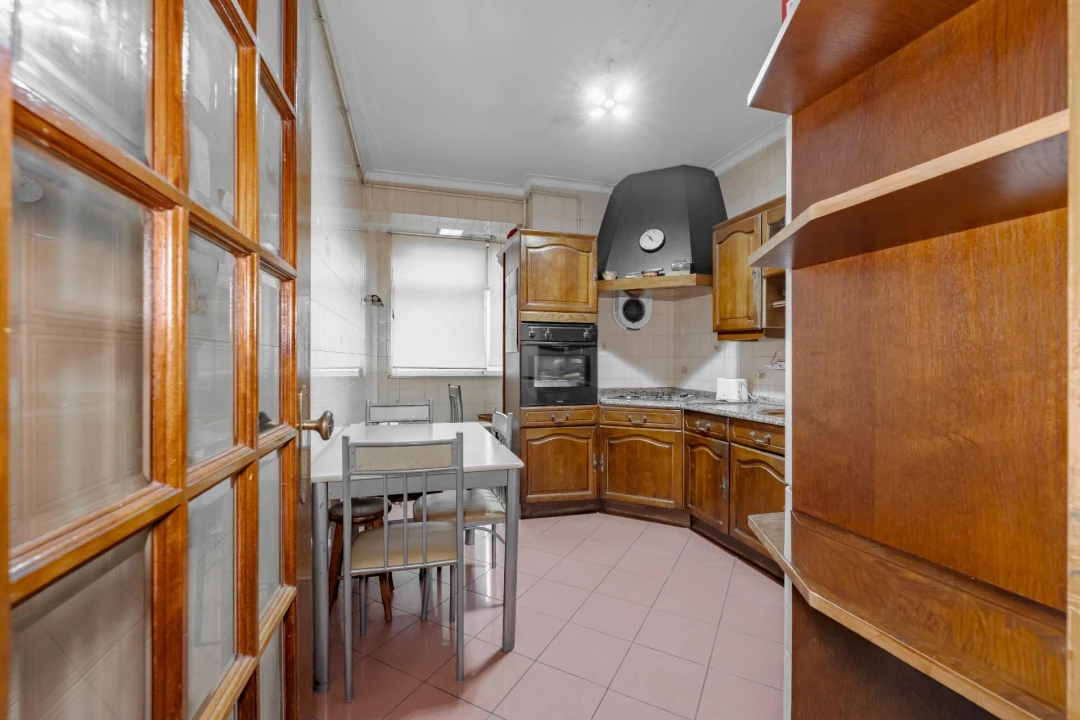 Apartamento T3 para Venda em Braga (Maximinos, Sé e Cividade) Foto 16