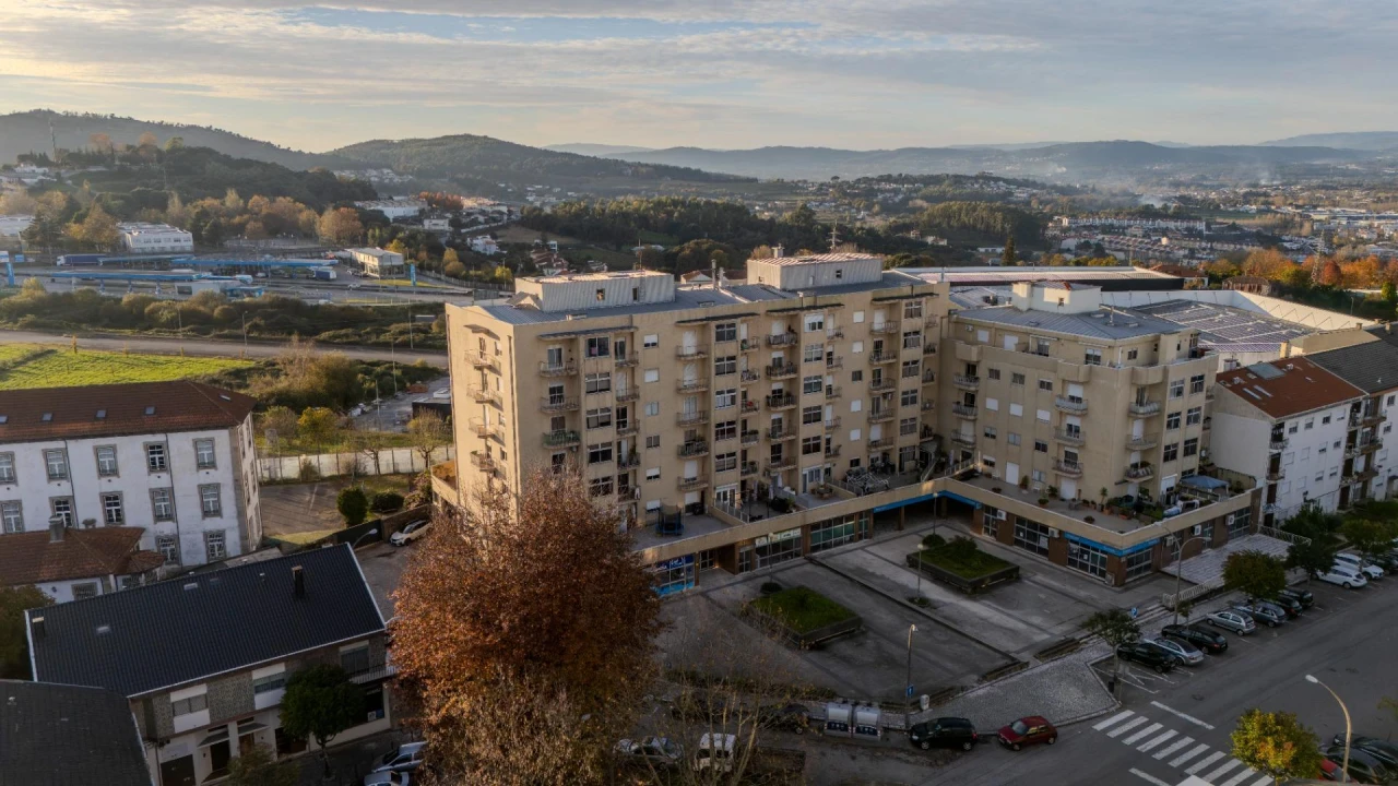 Apartamento T3 para Venda em Braga (Maximinos, Sé e Cividade) Foto 31