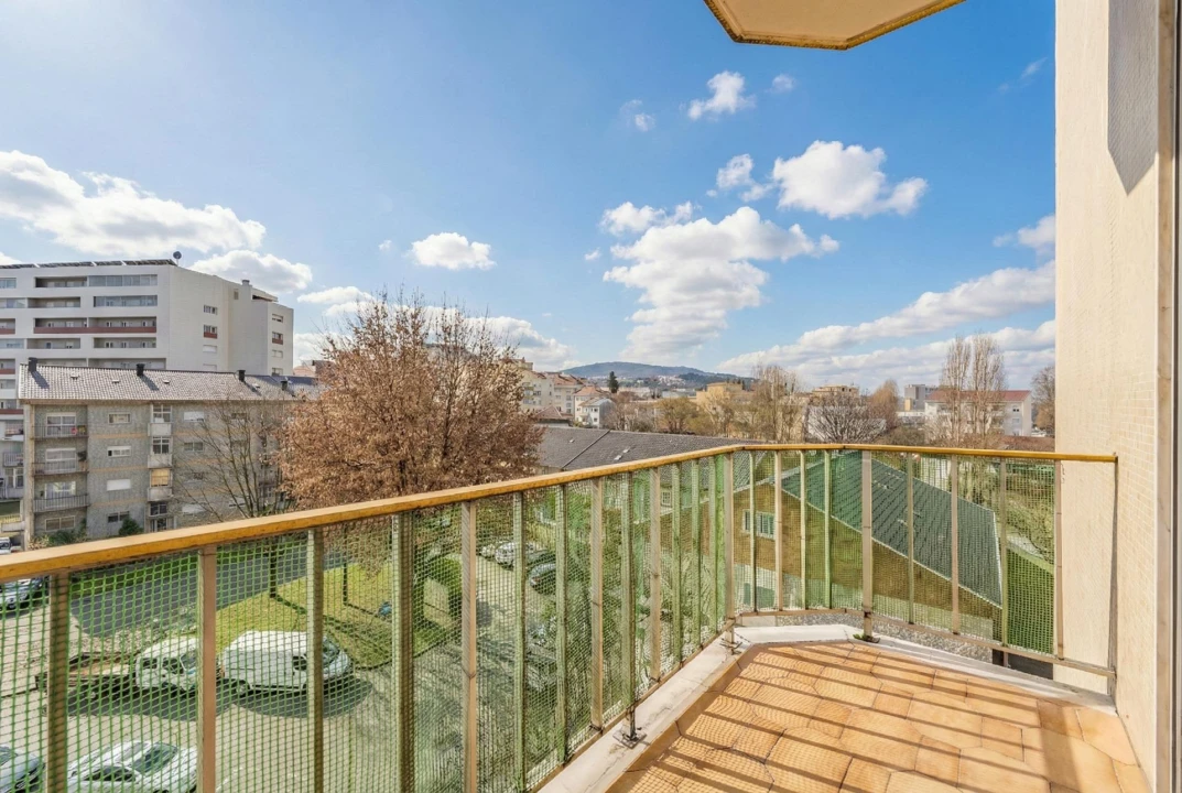 Apartamento T3 para Venda em Braga (Maximinos, Sé e Cividade) Foto 7