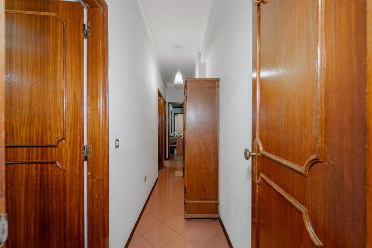 Apartamento T3 para Venda em Braga (Maximinos, Sé e Cividade) Foto 2