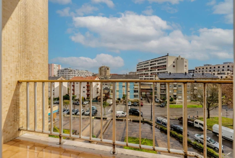 Apartamento T3 para Venda em Braga (Maximinos, Sé e Cividade) Foto 29