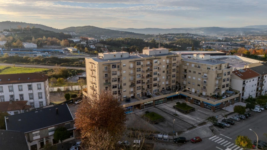 Apartamento T3 para Venda em Braga (Maximinos, Sé e Cividade) Foto 31
