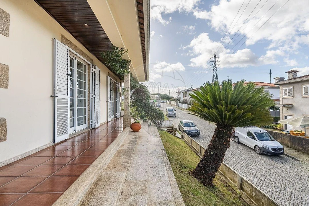 Moradia T5 para Venda em Ferreiros e Gondizalves Foto 14