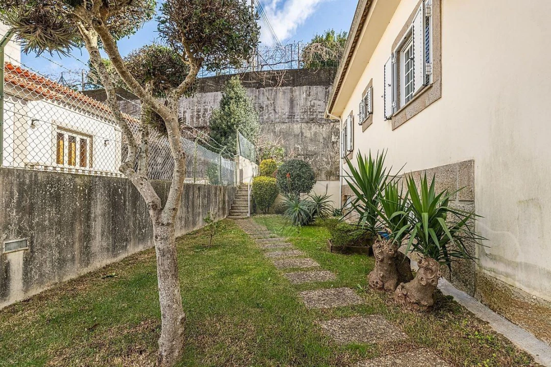 Moradia T5 para Venda em Ferreiros e Gondizalves Foto 43