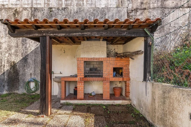 Moradia T5 para Venda em Ferreiros e Gondizalves Foto 46