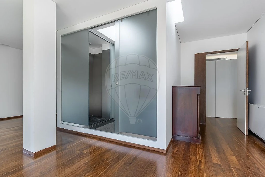 Moradia T4 para Venda em Santa Eulália Foto 30