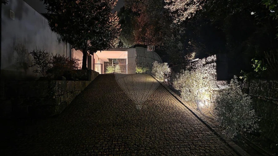 Moradia T4 para Venda em Santa Eulália Foto 13