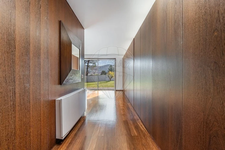 Moradia T4 para Venda em Santa Eulália Foto 33