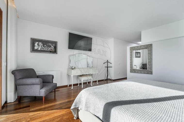 Moradia T4 para Venda em Santa Eulália Foto 38