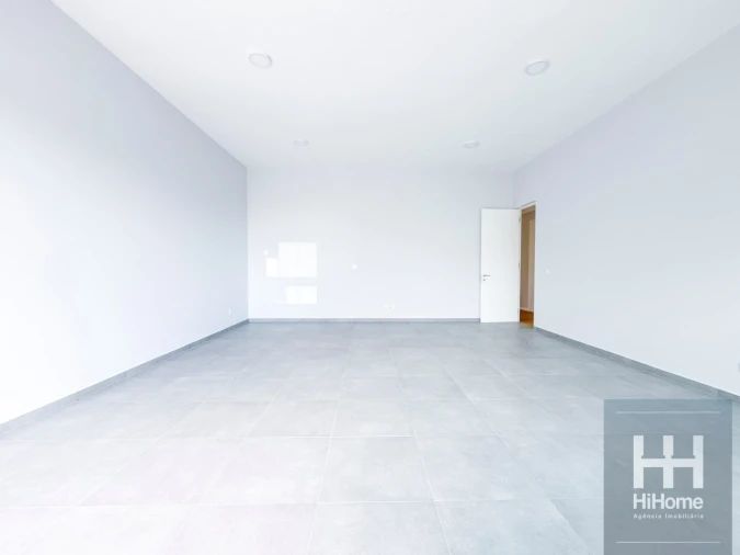 Moradia T4 para Venda em Estreito da Calheta Foto 26