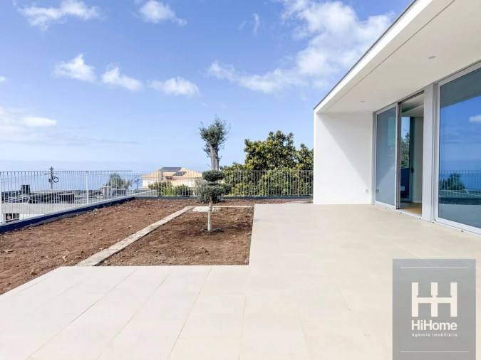 Moradia T4 para Venda em Estreito da Calheta Foto 28