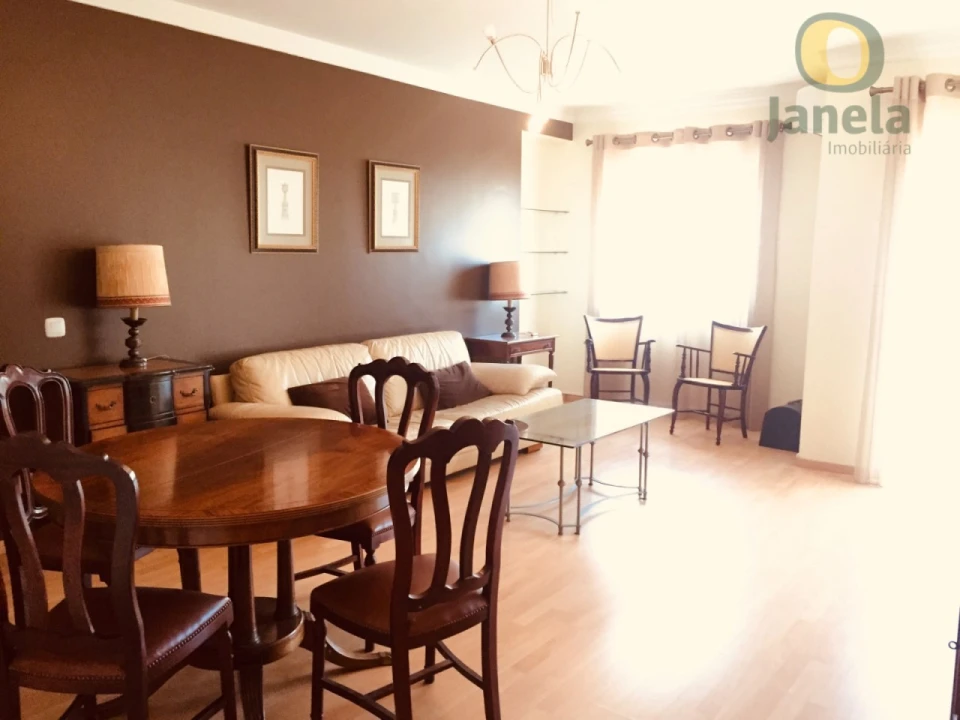 Apartamento T2 para Venda em Faro (Sé e São Pedro) Foto 11