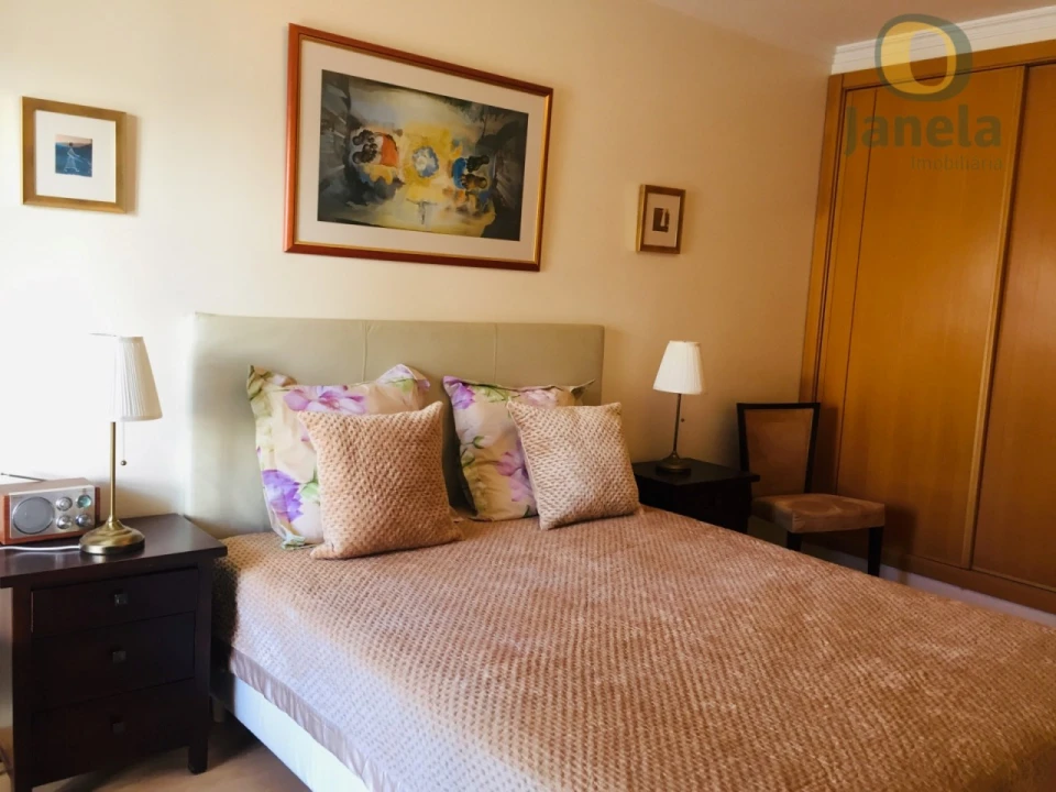 Apartamento T2 para Venda em Faro (Sé e São Pedro) Foto 14