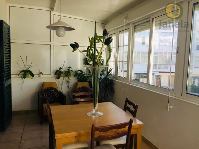 Apartamento T2 para Venda em Faro (Sé e São Pedro) Foto 3