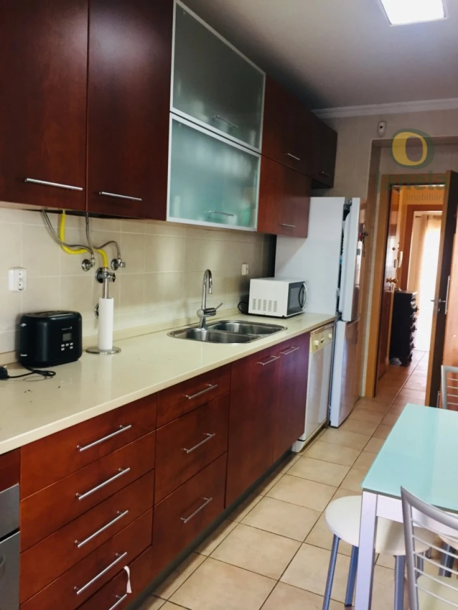 Apartamento T2 para Venda em Faro (Sé e São Pedro) Foto 7