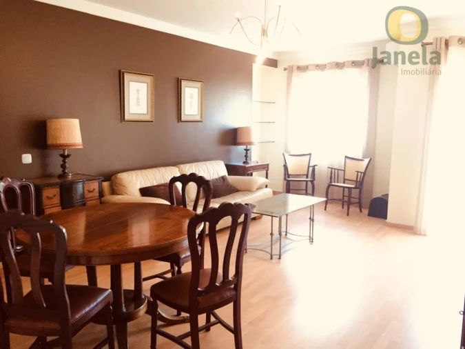 Apartamento T2 para Venda em Faro (Sé e São Pedro) Foto 11