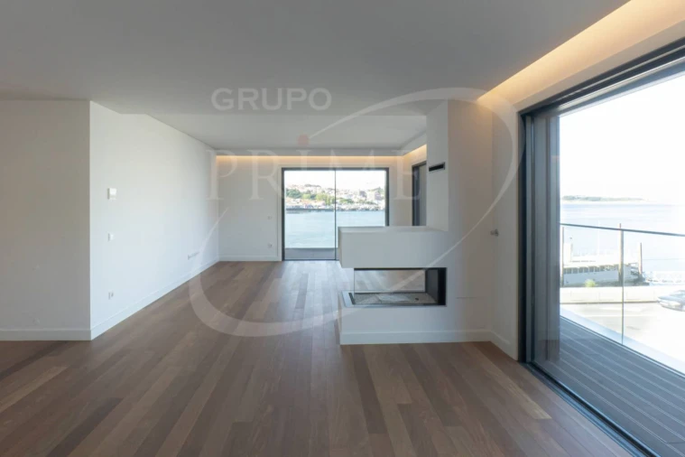 Apartamento T4 para Arrendamento em Lordelo do Ouro e Massarelos Foto 4