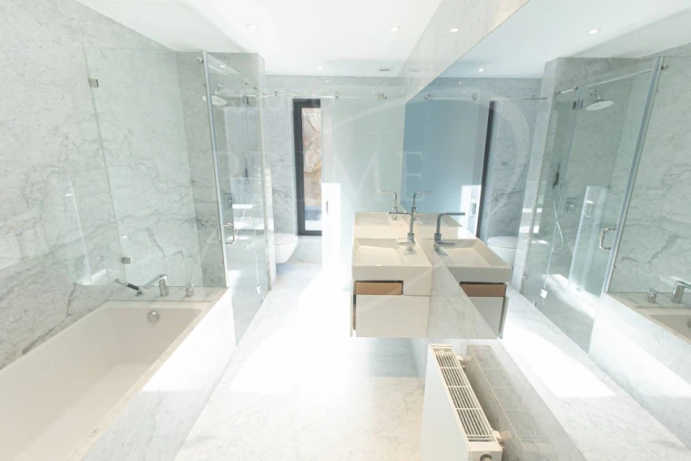 Apartamento T4 para Arrendamento em Lordelo do Ouro e Massarelos Foto 39