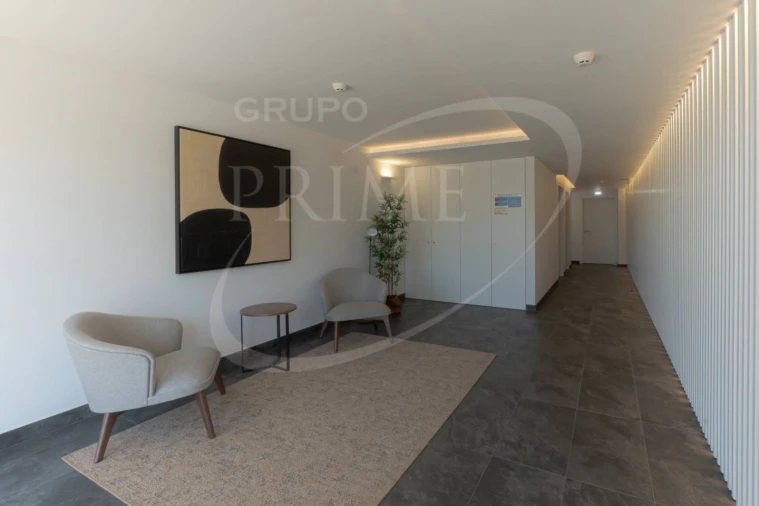 Apartamento T4 para Arrendamento em Lordelo do Ouro e Massarelos Foto 49