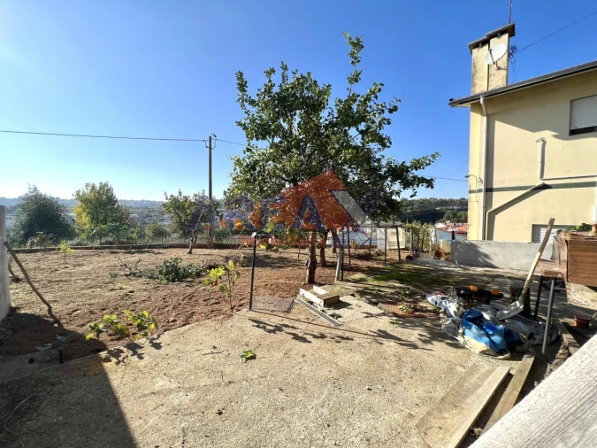 Moradia T3 para Venda em Vila de Cucujães Foto 5