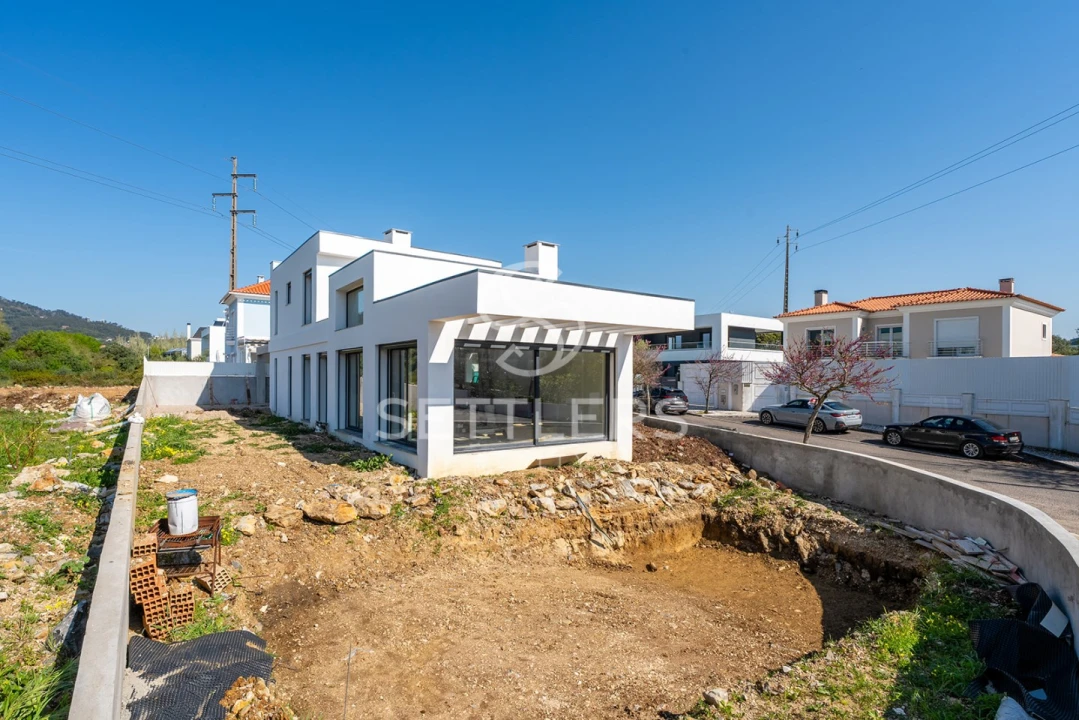 Moradia T3 para Venda em Santa Maria e São Miguel, São Martinho, São Pedro Penaferrim Foto 4