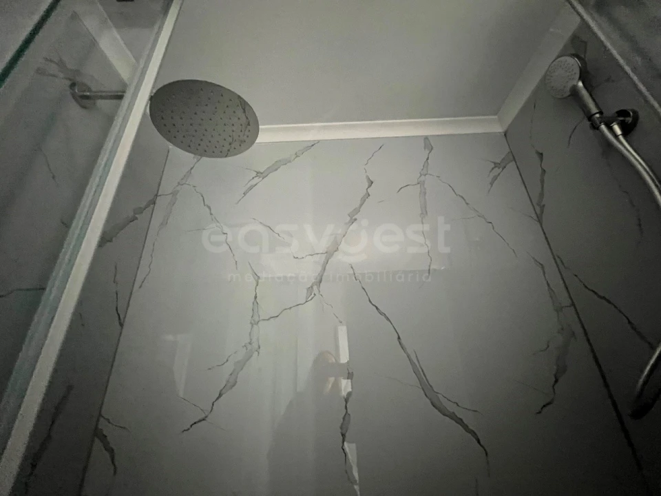 Apartamento T2 para Venda em Benfica Foto 11