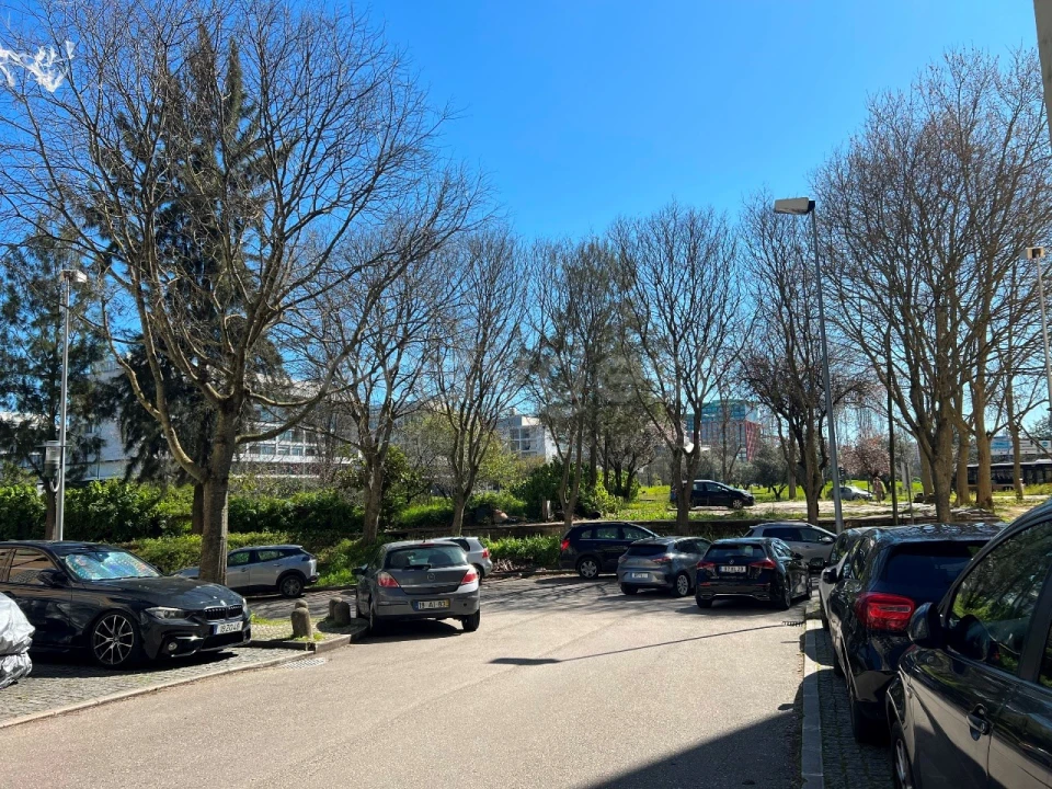 Apartamento T2 para Venda em Benfica Foto 13
