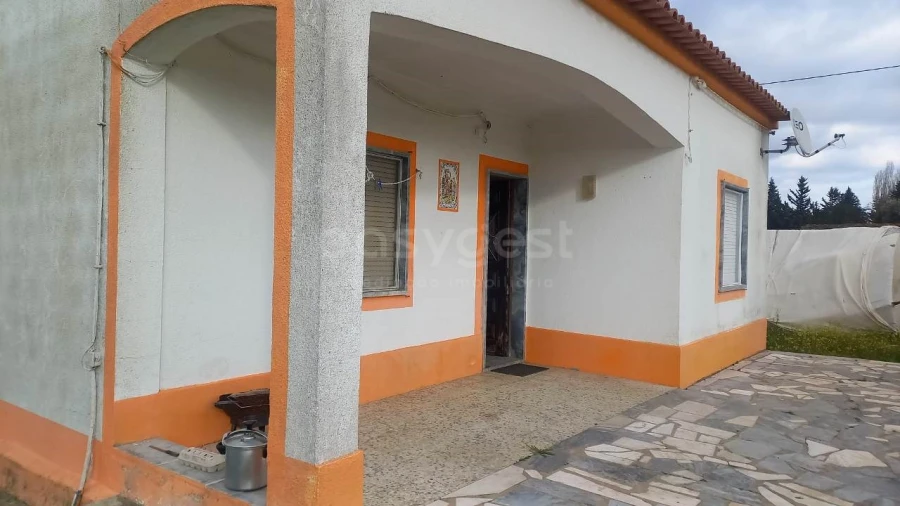 Quinta T2 para Venda em Beja (Santiago Maior e São João Baptista) Foto 1