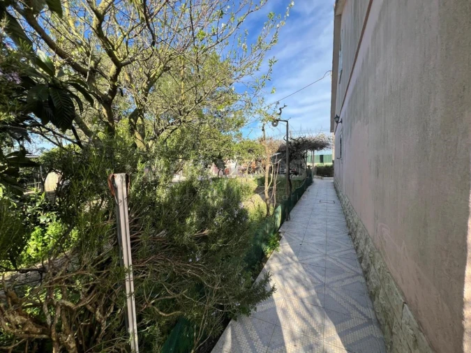 Moradia T3 para Venda em Pinhal Novo Foto 38