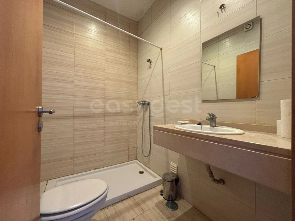 Moradia T4 para Venda em Montijo e Afonsoeiro Foto 3