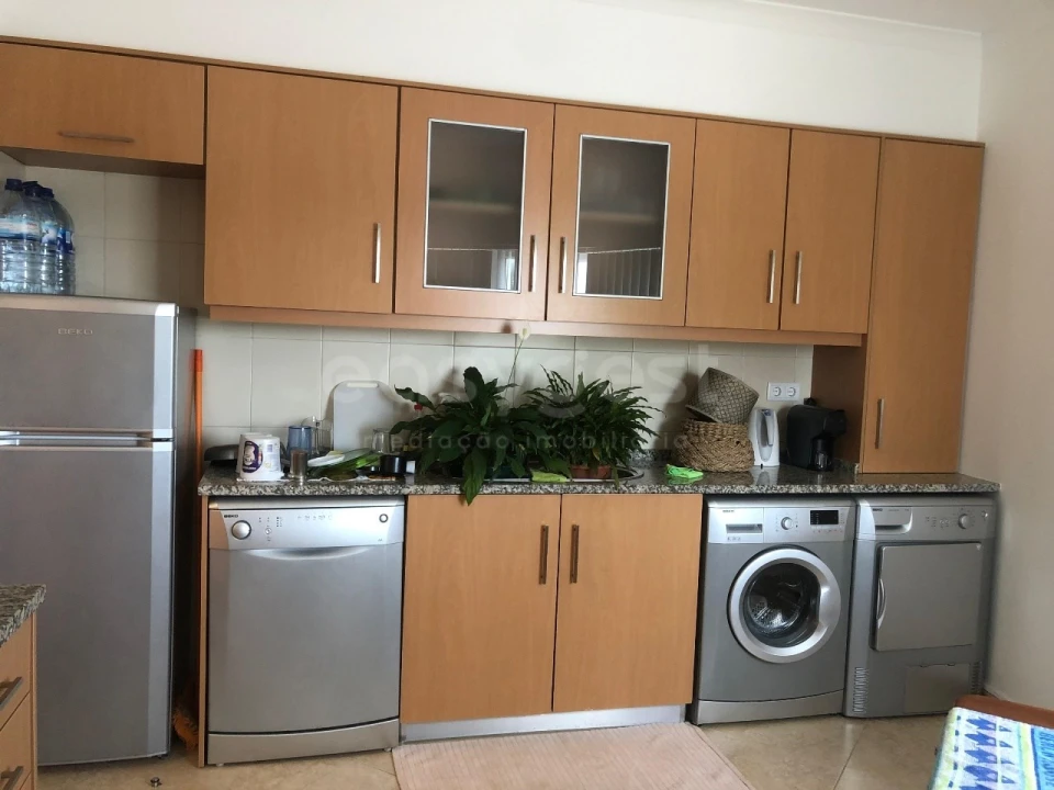 Apartamento T1 para Venda em Ferrel Foto 9