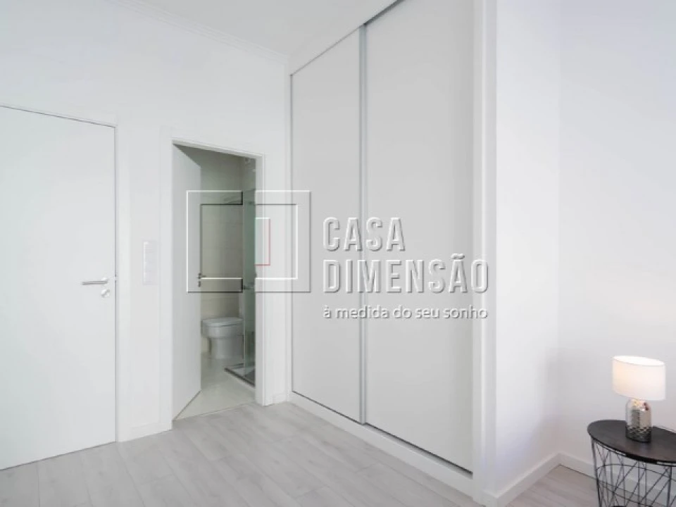 Apartamento T3 para Venda em Benfica Foto 32