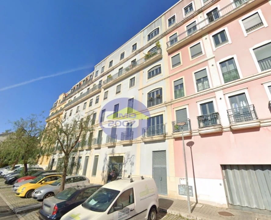 Apartamento T2 para Venda em Oliveira do Douro Foto 1