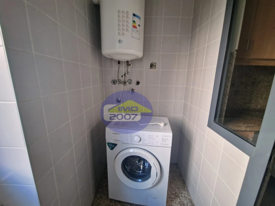 Apartamento T2 para Venda em Oliveira do Douro Foto 9