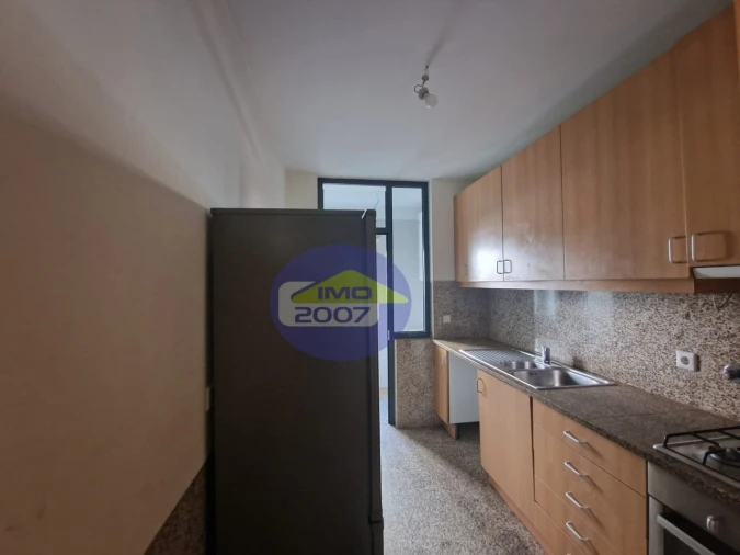 Apartamento T2 para Venda em Oliveira do Douro Foto 2
