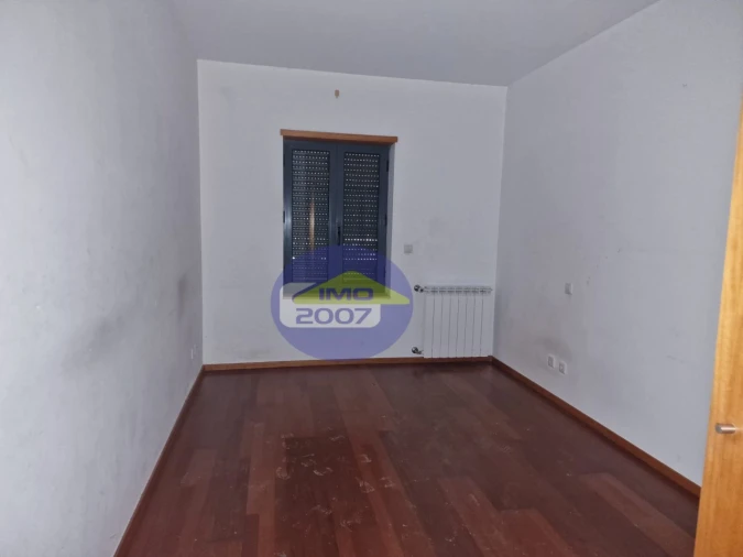 Apartamento T2 para Venda em Oliveira do Douro Foto 10