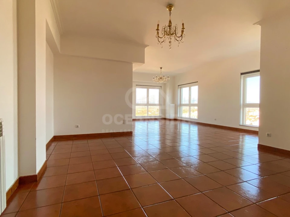 Apartamento T3 para Venda em Fundão, Valverde, Donas, A. Joanes, A. Nova Cabo Foto 1