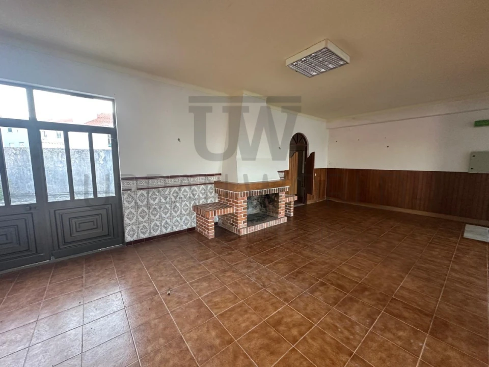 Apartamento T3 para Venda em São Martinho do Porto Foto 2