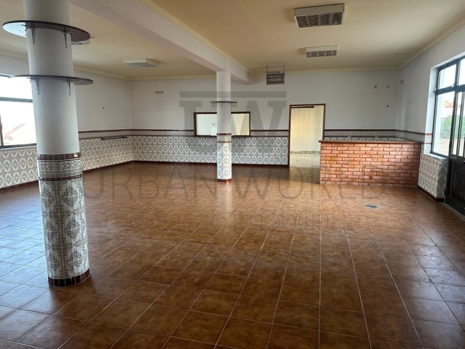 Apartamento T3 para Venda em São Martinho do Porto Foto 3