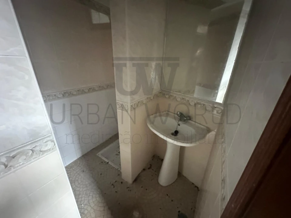 Apartamento T3 para Venda em São Martinho do Porto Foto 7