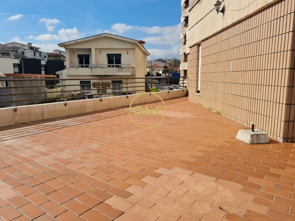 Apartamento T4 para Venda em Paredes Foto 20